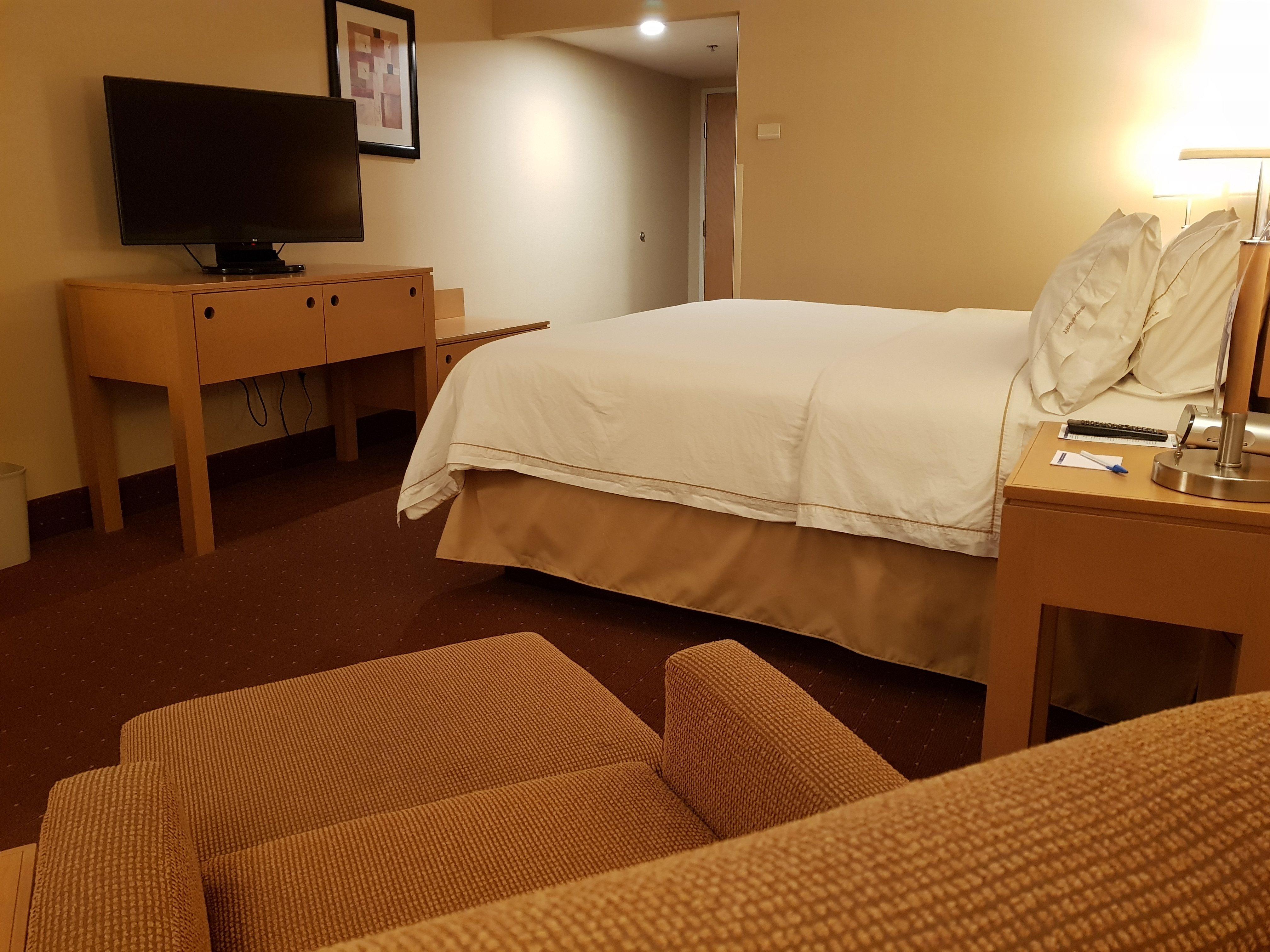 Holiday Inn Express Saltillo Zona Aeropuerto By Ihg Bagian luar foto